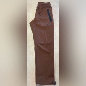 Nike Tech Fleece Pants Men’s NWT size medium